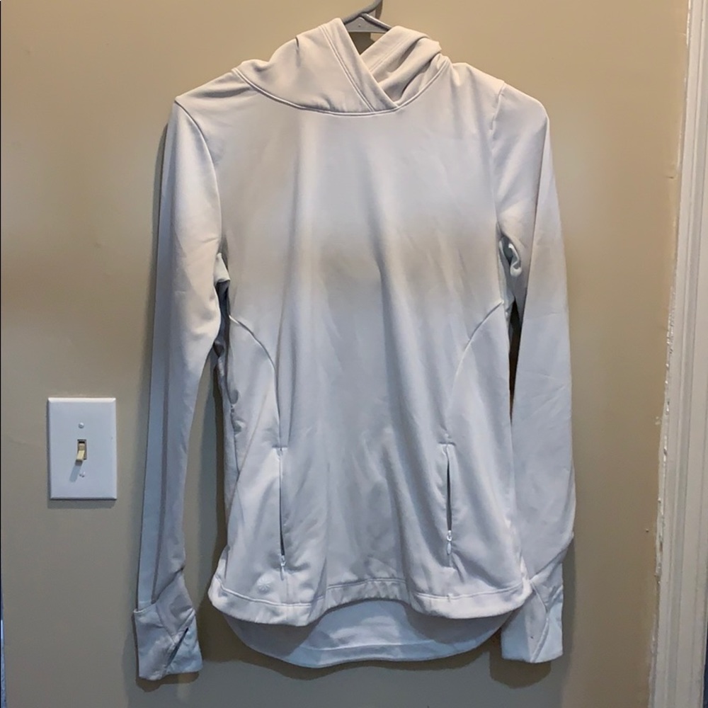 Athletic pullover